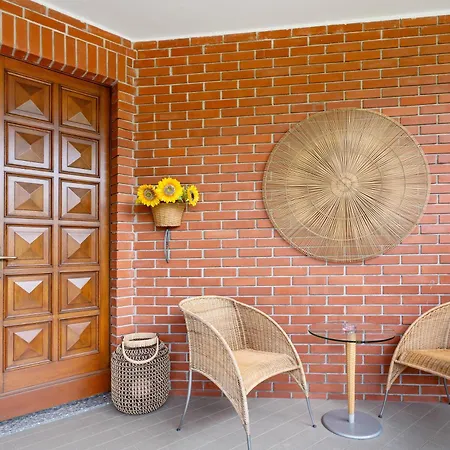 La Casa Dei Girasoli-lago Maggiore Holiday home *