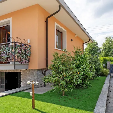 La Casa Dei Girasoli-lago Maggiore Castelletto sopra Ticino