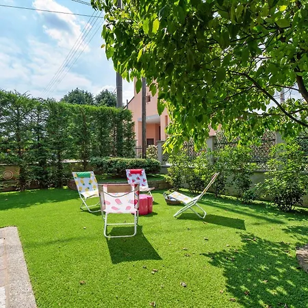 Сasa de vacaciones La Casa Dei Girasoli-lago Maggiore