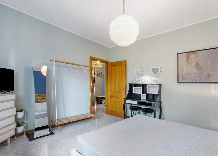 펜션 La Casa Dei Girasoli-lago Maggiore 카스텔레토소프라티시노