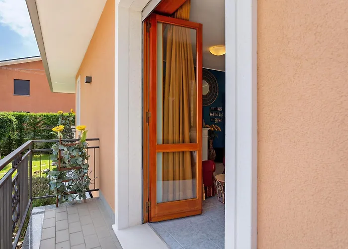 La Casa Dei Girasoli-lago Maggiore 펜션