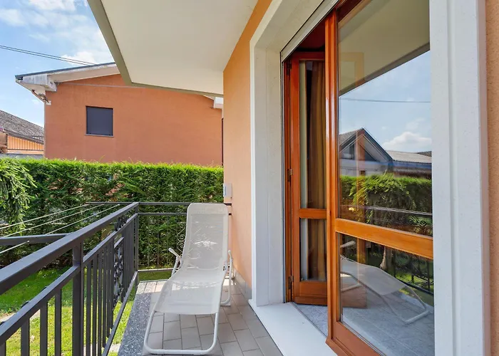 La Casa Dei Girasoli-lago Maggiore 카스텔레토소프라티시노